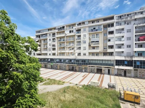 Rent, one bedroom apartment, 40m², Preko Morače, Podgorica - image 9
