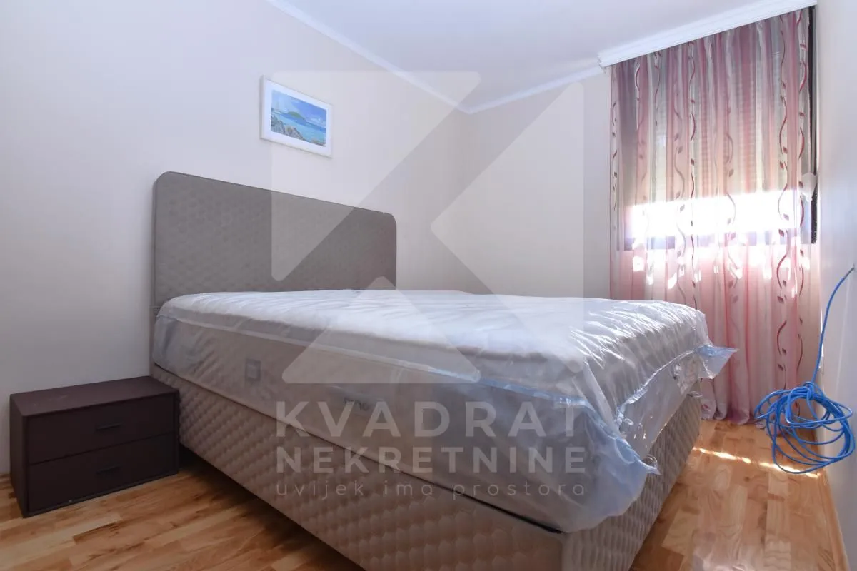Rent, one bedroom apartment, 50m², Blok 5, Podgorica