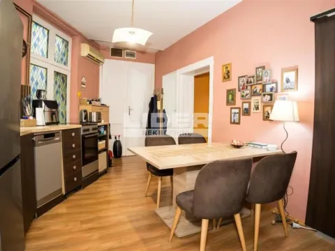 Prodaja, četvorosoban stan, 77m², Skadarlija, Beograd - image 1