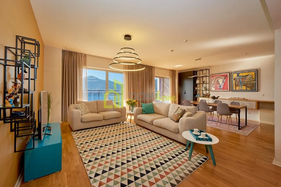 Rent, three bedroom apartment, 190m², Budva, Crna Gora