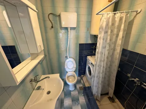 Izdavanje, dvosoban stan, 60m², 1 maj, Podgorica - image 7