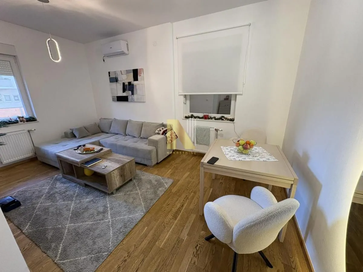 Prodaja, dvosoban stan, 39m², Socijalno, Novi Sad Sve Podlokacije