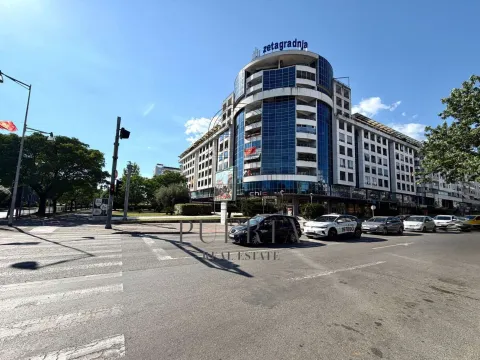 Izdavanje, jednosoban stan, 50m², Preko Morače, Podgorica - image 12