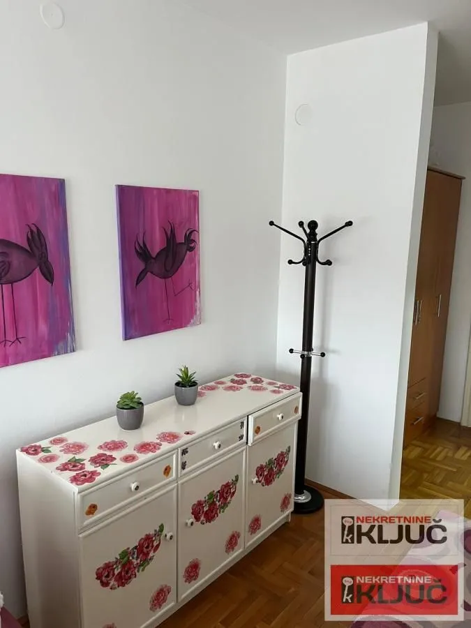 Rent, studio apartment, 26m², Grbavica, Novi Sad Sve Podlokacije