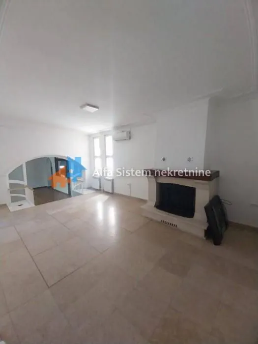 Rent, apartment, 250m², Neimar, Vračar Sve Podlokacije