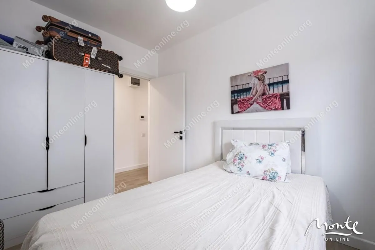 Prodaja, dvosoban stan, 47m², Tivat, Crna Gora