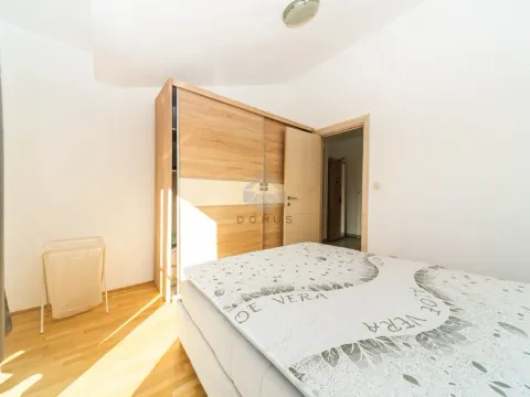 Prodaja, jednosoban stan, 45m², Blok 9, Podgorica - image 16