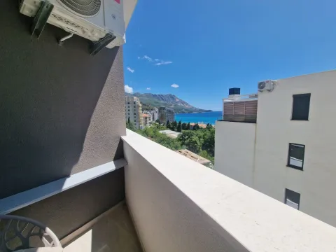 Rent, one bedroom apartment, 42m², Bečići, Budva - image 7