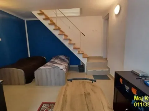 Prodaja, trosoban stan, 66m², Zemun Kalvarija, Zemun Sve Podlokacije - image 5