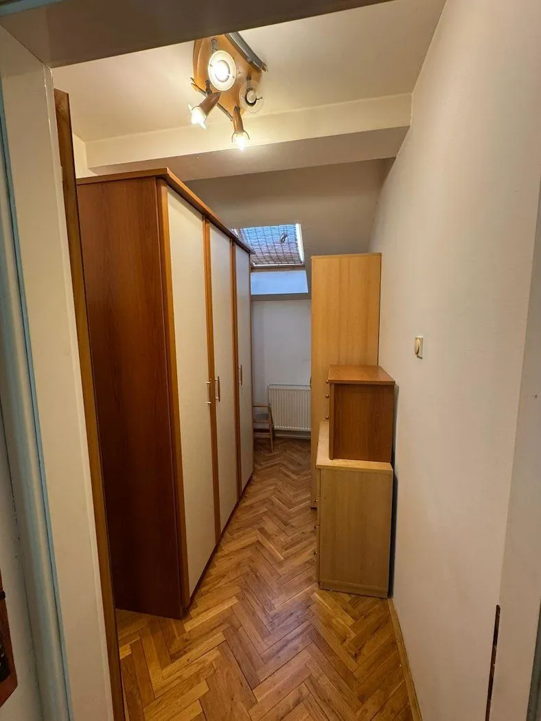 Izdavanje, jednosoban stan, 56m², Grbavica, Novi Sad Sve Podlokacije
