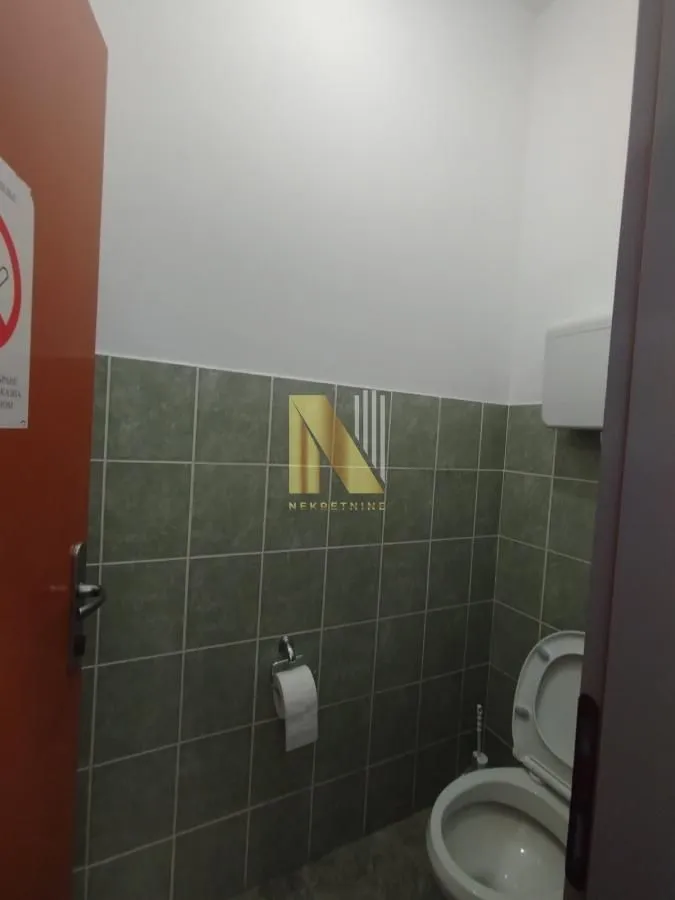 Rent, office space, 160m², Centar, Novi Sad