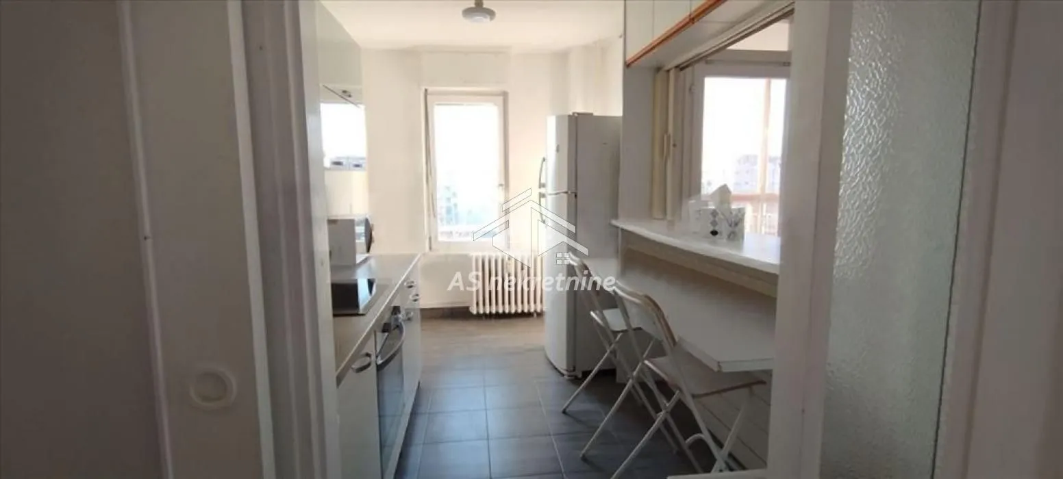 Izdavanje, stan, 110m², Novi Beograd Sve Podlokacije, Beograd