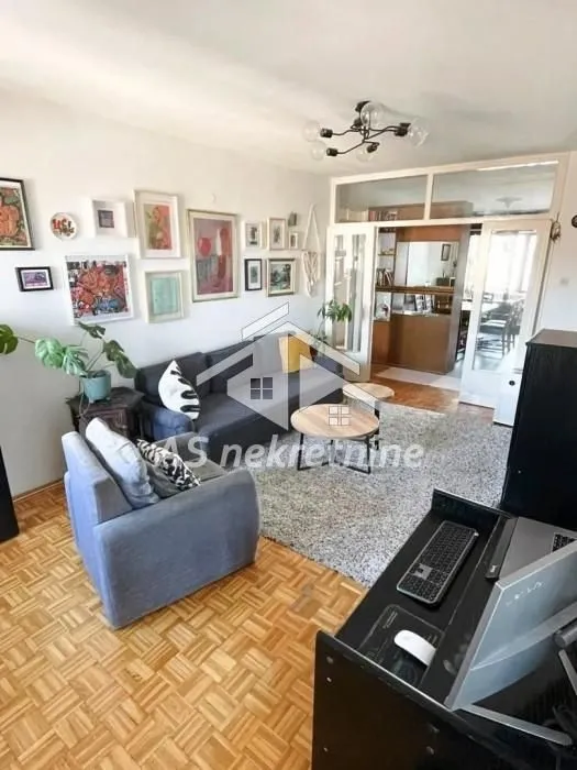 Rent, four bedroom apartment, 93m², Cvetni Trg, Vračar Sve Podlokacije