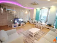 Izdavanje, kuća, 193m², Savski Venac, Beograd - image 1