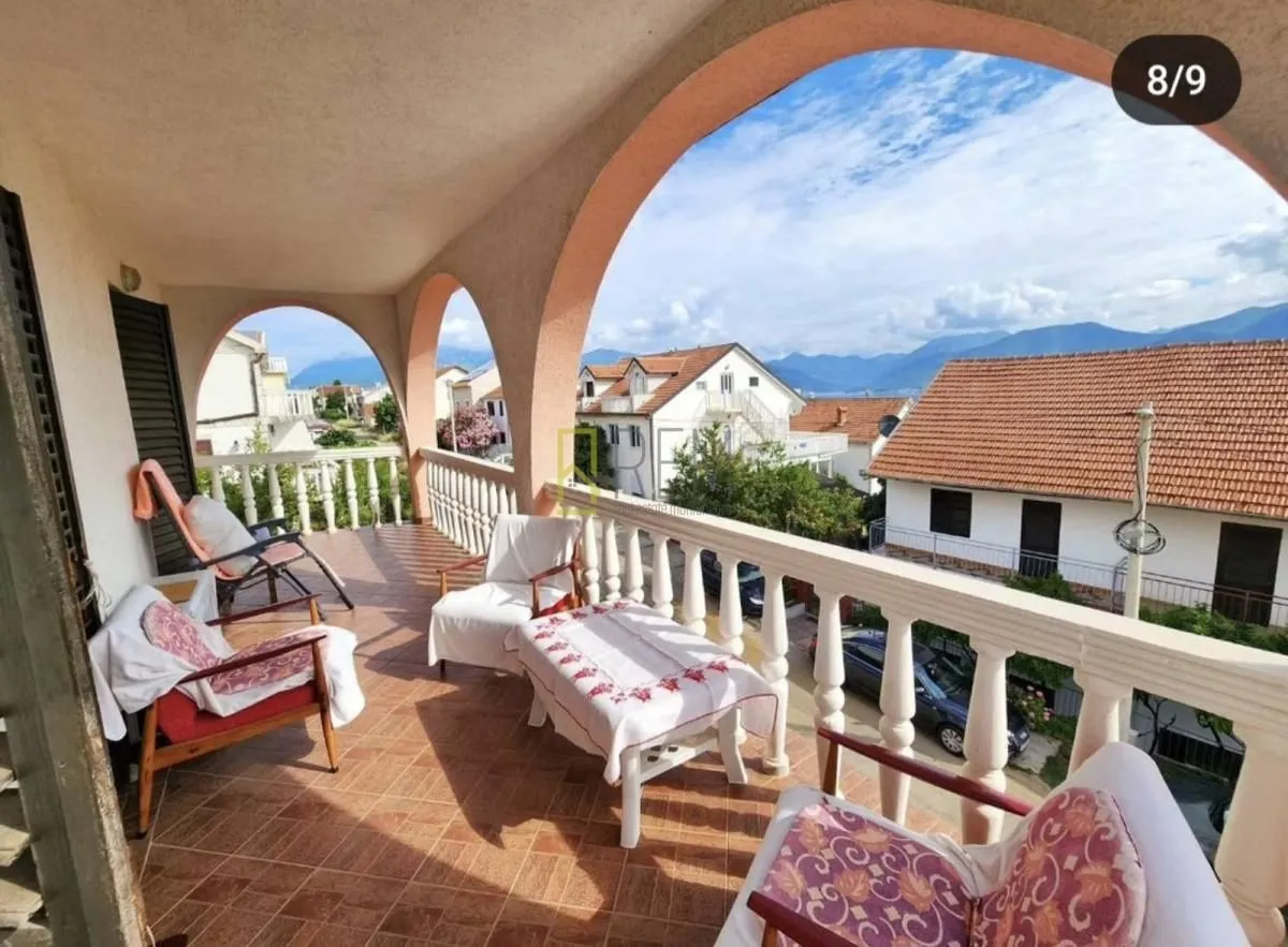 Prodaja, kuća, 180m², Radovići, Tivat