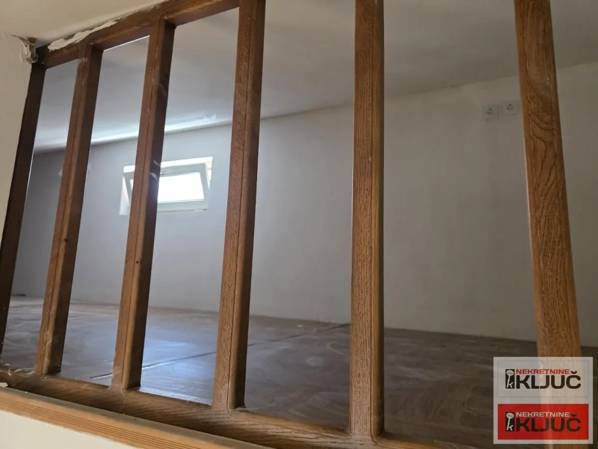 Prodaja, jednosoban stan, 33m², Socijalno, Novi Sad Sve Podlokacije