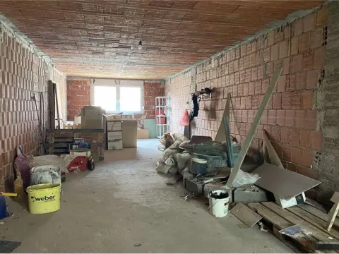 Prodaja, kuća, 143m², Duvanište, Niš - image 6