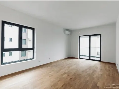 Sale, one bedroom apartment, 64m², Bečići, Budva - image 6