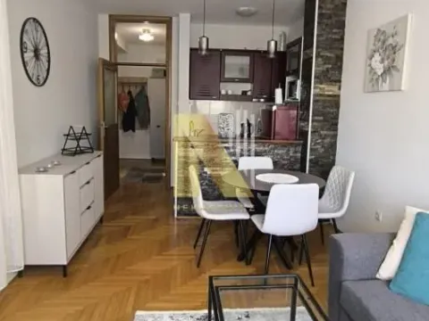 Izdavanje, dvosoban stan, 43m², Grbavica, Novi Sad Sve Podlokacije - image 8
