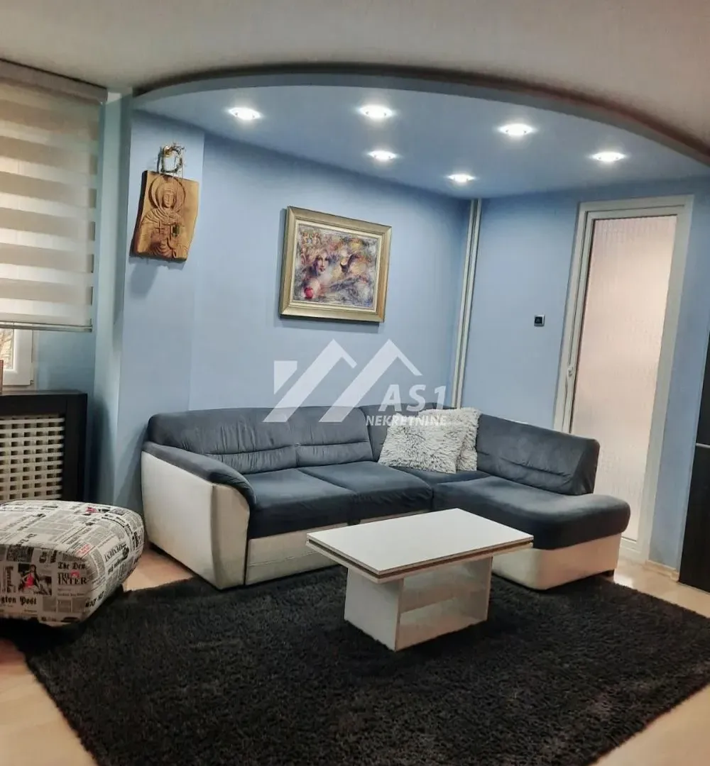 Izdavanje, dvosoban stan, 63m², Sajam, Novi Sad Sve Podlokacije