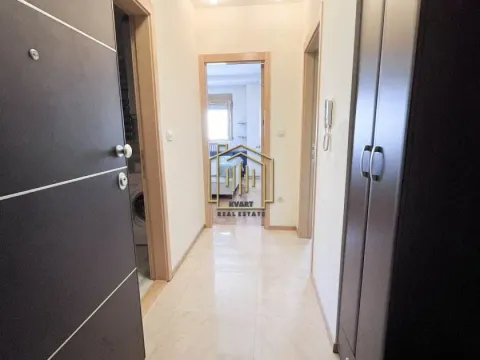 Izdavanje, jednosoban stan, 52m², Momišići, Podgorica - image 4