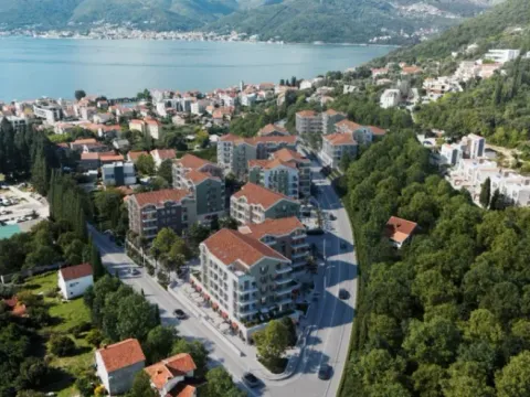 Sale, one bedroom apartment, 42m², Tivat, Crna Gora - image 6
