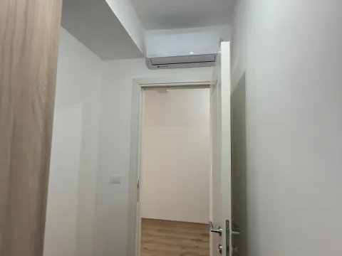 Sale, one bedroom apartment, 48m², Velika Plaža, Ulcinj - image 9