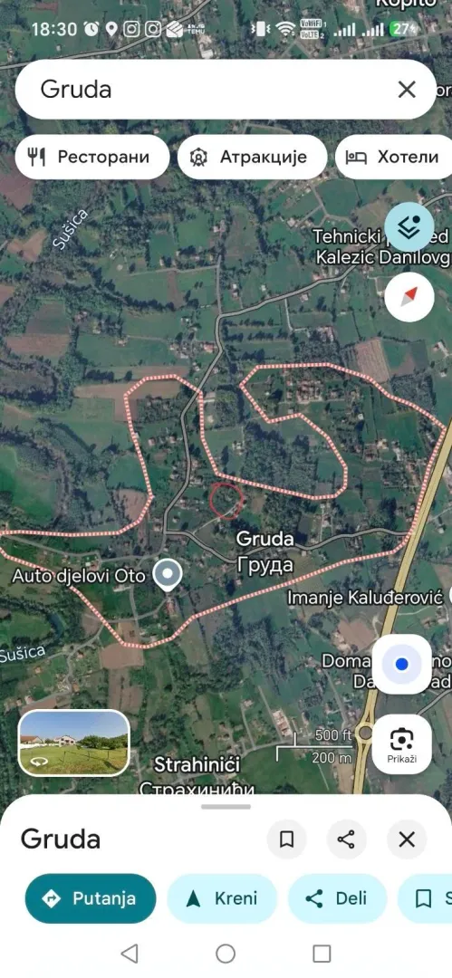 Satelitski snimak terena sa označenom lokacijom parcele.