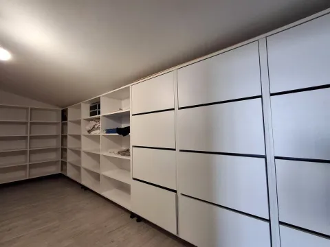 Rent, apartment, 160m², Stari Aerodrom, Podgorica - image 13