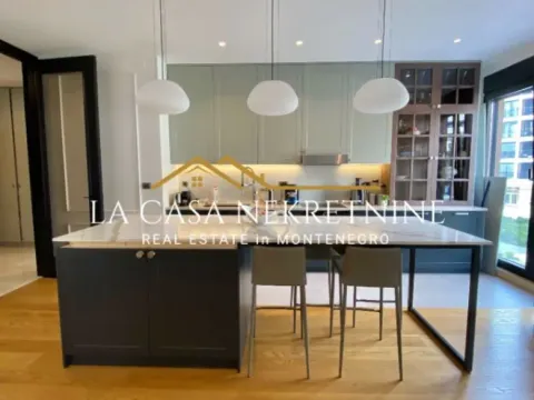 Izdavanje, dvosoban stan, 100m², Kod Capital Plaze, Podgorica - image 6