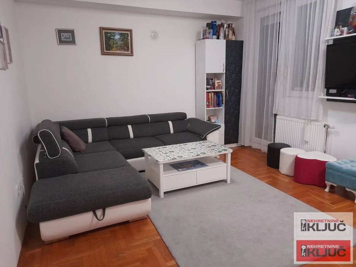 Prodaja, dvosoban stan, 52m², Bulevar Evrope, Novi Sad Sve Podlokacije