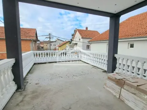 Sale, house, 220m², Palilula Sve Podlokacije, Beograd - image 14