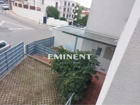 Sale, house, 300m², Savski Venac, Beograd - image 18