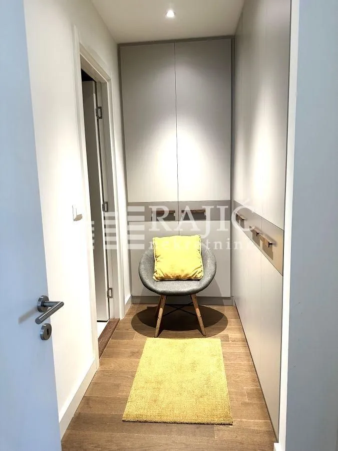 Rent, three bedroom apartment, 110m², Savski Venac, Beograd