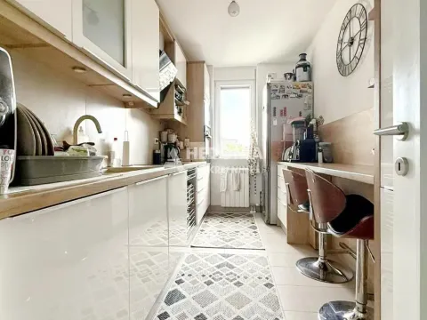 Prodaja, četvorosoban stan, 98m², Zemun Sve Podlokacije, Beograd - image 5