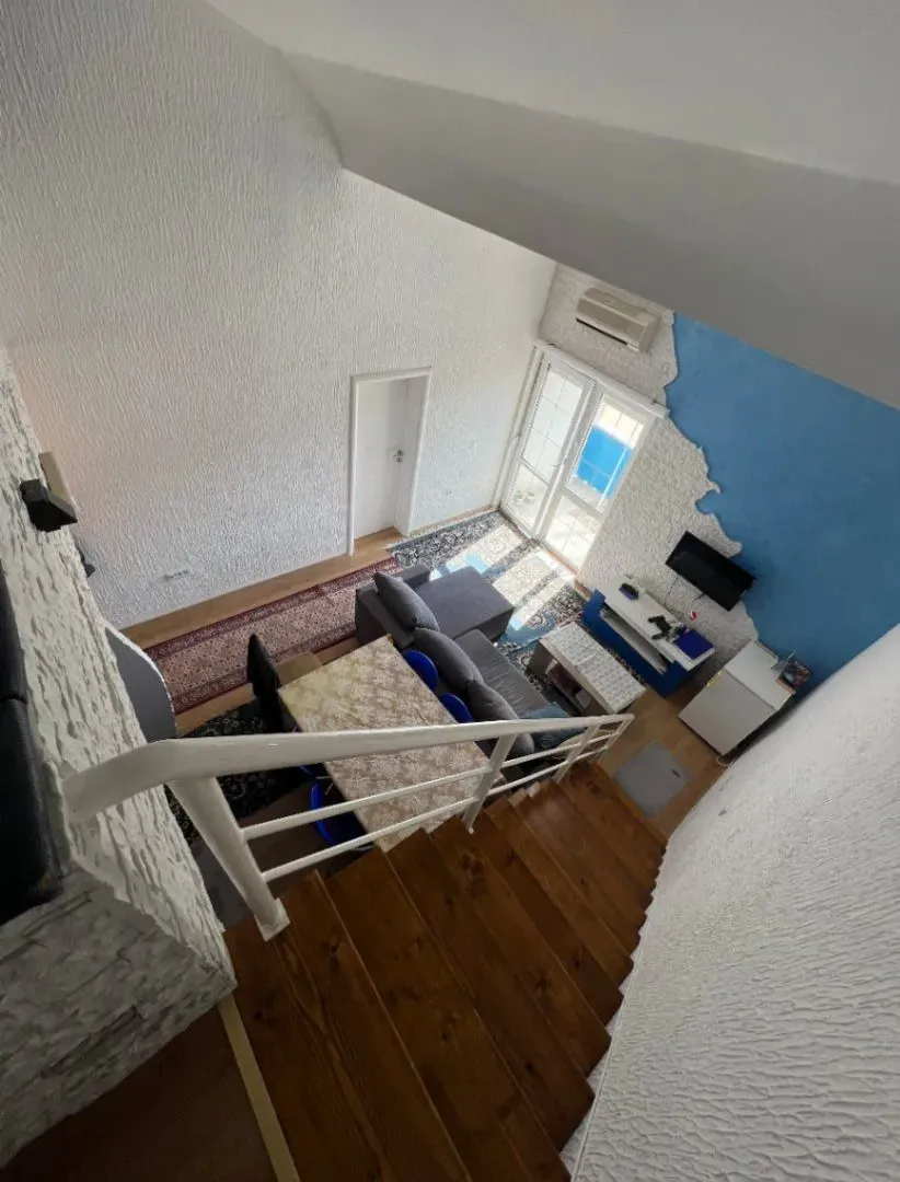 Sale, three bedroom apartment, 80m², Sutomore, Bar
