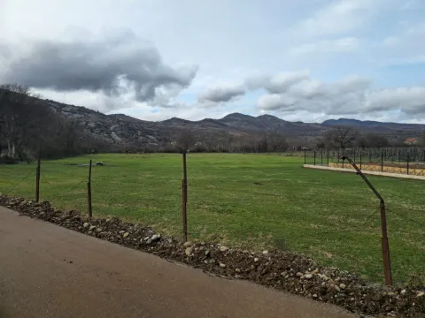 Zemljište in Donji Kokoti