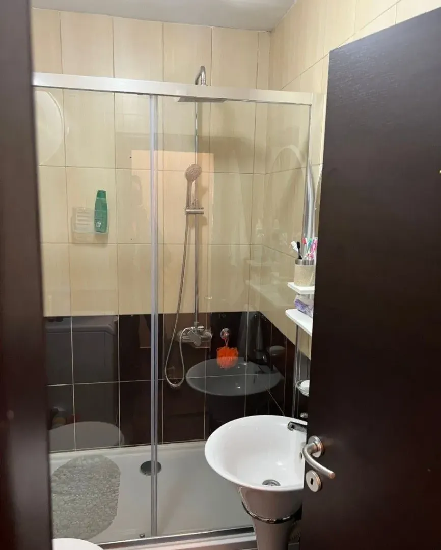Izdavanje, jednosoban stan, 45m², Momišići, Podgorica