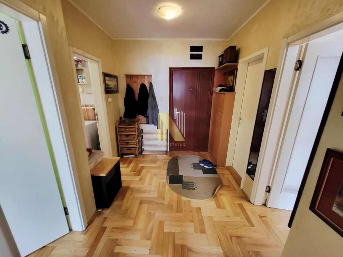 Prodaja, dvosoban stan, 55m², Nova Detelinara, Novi Sad Sve Podlokacije