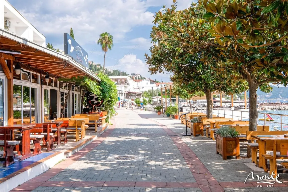Prodaja, jednosoban stan, 64m², Igalo, Herceg Novi