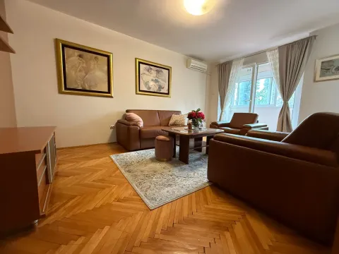 Prodaja, jednosoban stan, 63m², Preko Morače, Podgorica