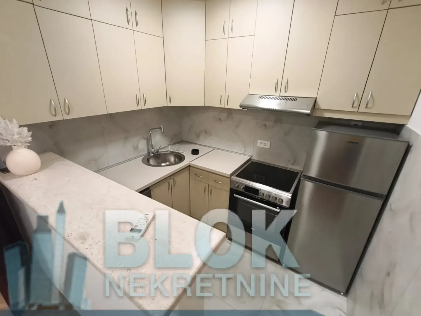 Izdavanje, jednosoban stan, 50m², Gintaš, Podgorica