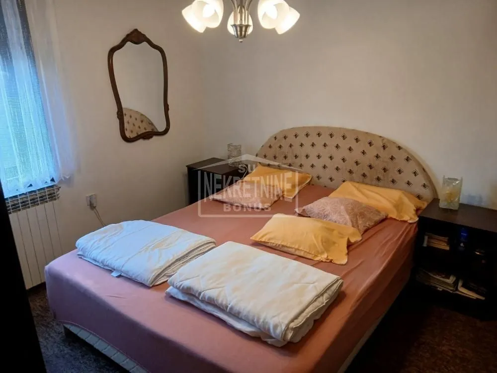 Prodaja, kuća, 190m², Novo Selo, Subotica