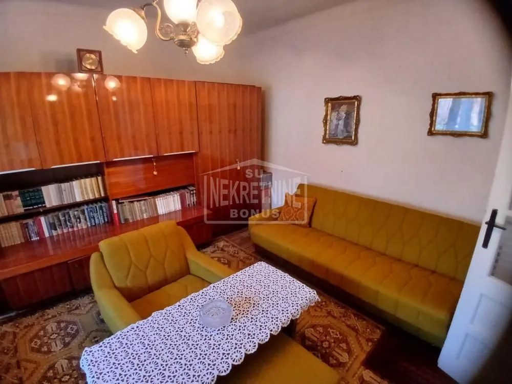 Prodaja, kuća, 190m², Novo Selo, Subotica