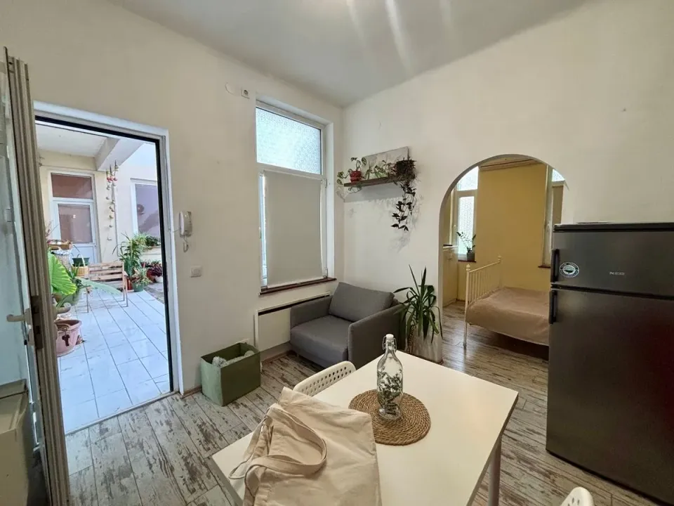 Rent, one bedroom apartment, 30m², Stari Grad, Beograd