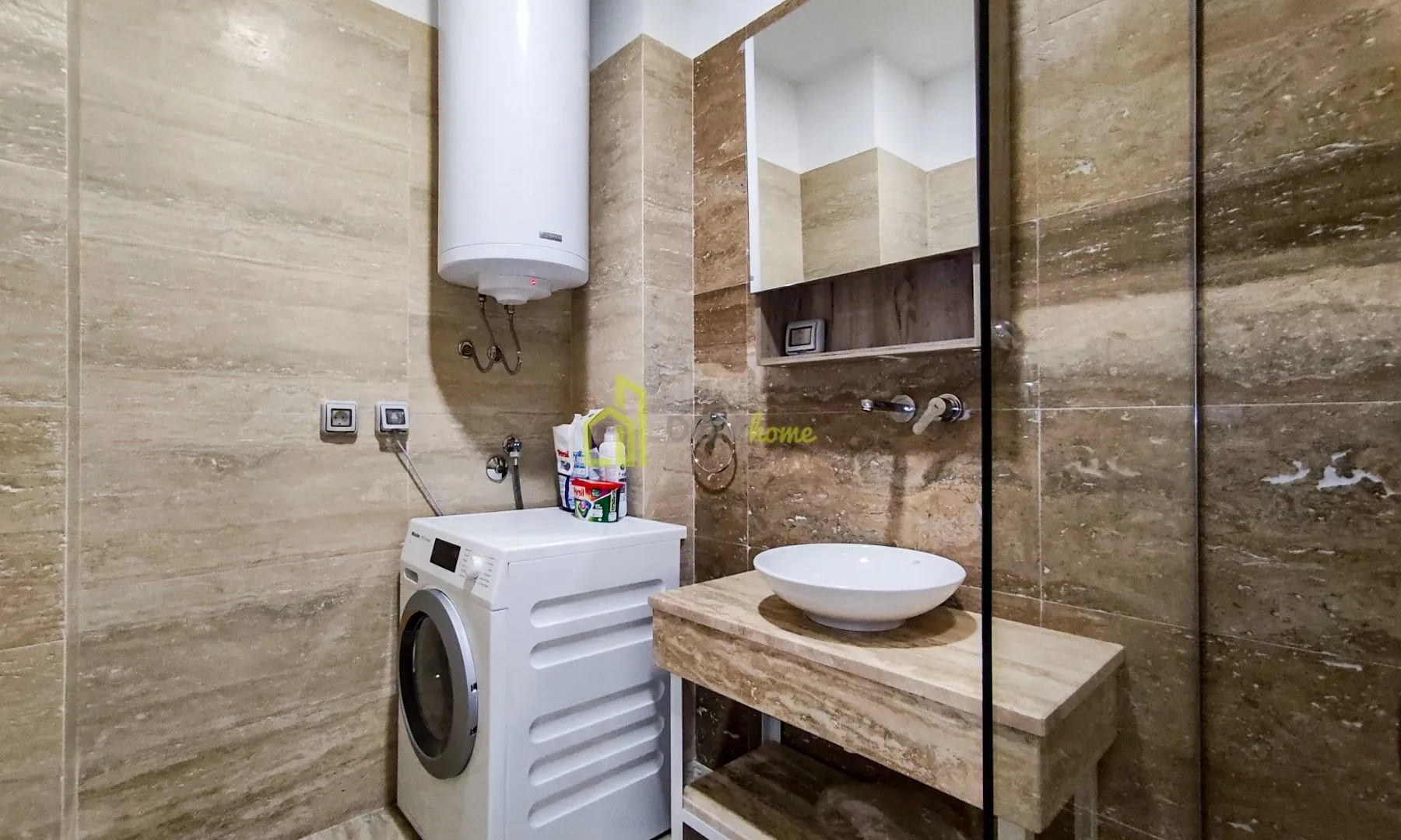 Prodaja, dvosoban stan, 127m², Kruševac, Podgorica