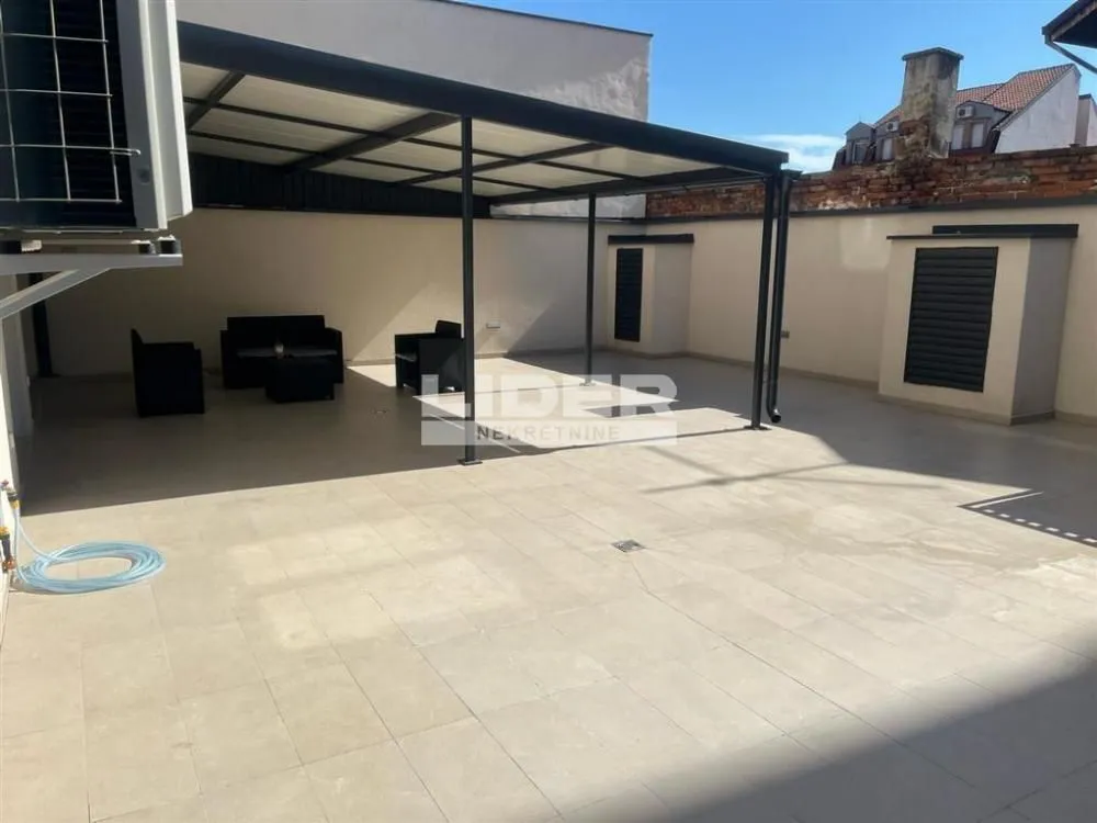 Izdavanje, trosoban stan, 75m², Čubura, Beograd