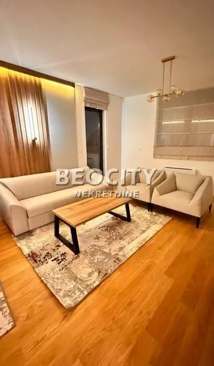 Izdavanje, trosoban stan, 83m², Čubura, Beograd