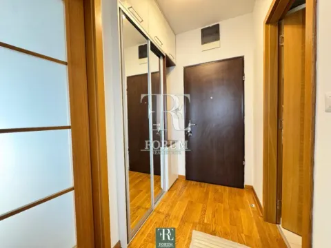 Izdavanje, jednosoban stan, 45m², City Kvart, Podgorica - image 6