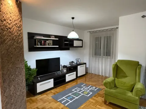 Izdavanje, dvosoban stan, 90m², Podgorica, Crna Gora - image 3